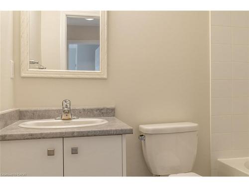 3092 Michelangelo Road, Burlington, ON - Indoor Photo Showing Bathroom