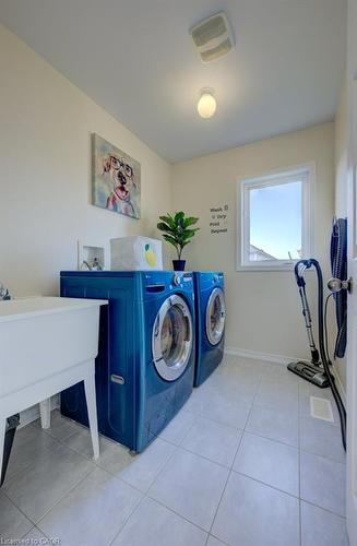 74 Norwich Road, Breslau, ON - Indoor Photo Showing Laundry Room
