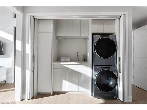 1826 Moser Young Road, Wellesley, ON - Indoor Photo Showing Laundry Room