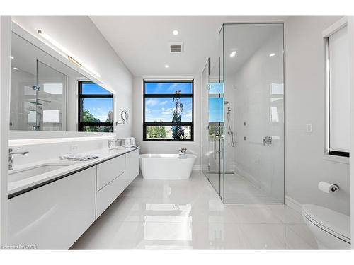 1826 Moser Young Road, Wellesley, ON - Indoor Photo Showing Bathroom