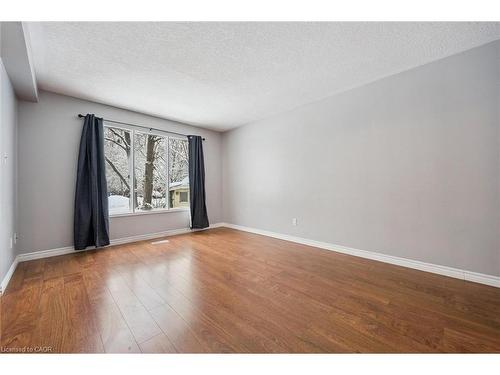 291 Patricia Avenue, Kitchener, ON - Indoor Photo Showing Other Room