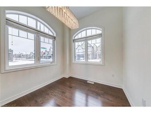 3130 Goodyear Road, Burlington, ON - Indoor Photo Showing Other Room