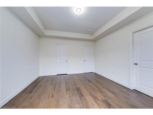 3130 Goodyear Road, Burlington, ON - Indoor Photo Showing Other Room