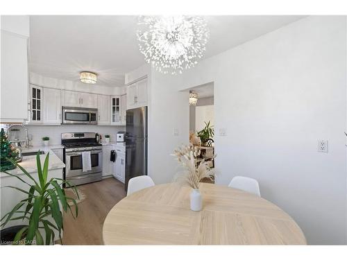 65-11 Harrisford Street, Hamilton, ON - Indoor