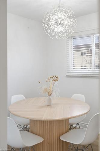 65-11 Harrisford Street, Hamilton, ON - Indoor Photo Showing Dining Room