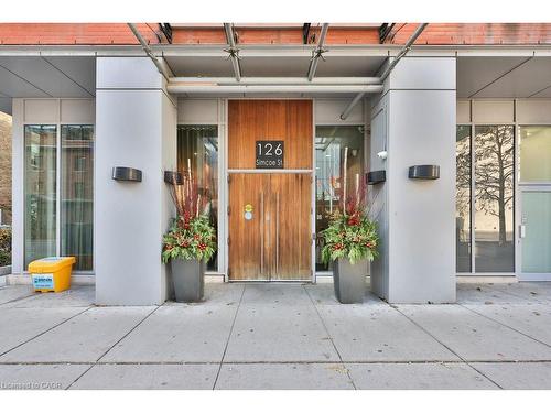 705-126 Simcoe Street, Toronto, ON - 