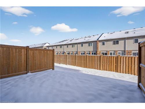 12-675 Victoria Road N, Guelph, ON - Outdoor With Exterior