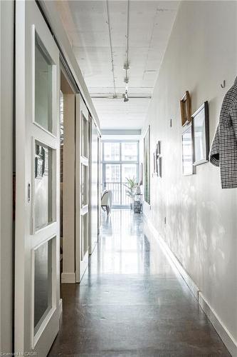 612-66 Bay Street S, Hamilton, ON - Indoor Photo Showing Other Room