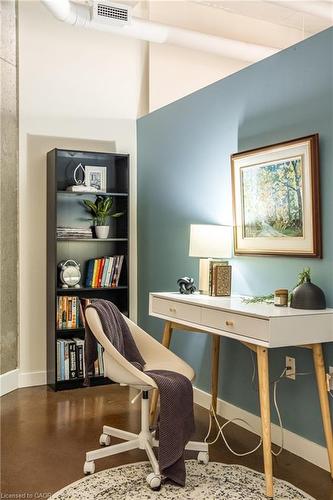 612-66 Bay Street S, Hamilton, ON - Indoor Photo Showing Office