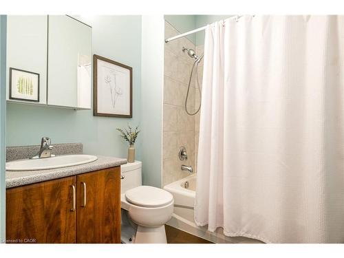 612-66 Bay Street S, Hamilton, ON - Indoor Photo Showing Bathroom