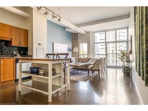 612-66 Bay Street S, Hamilton, ON - Indoor