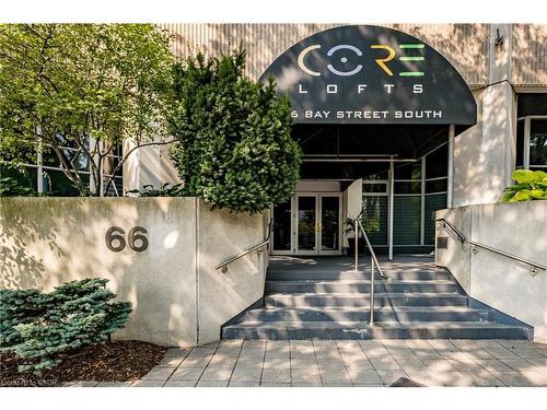 612-66 Bay Street S, Hamilton, ON - Outdoor