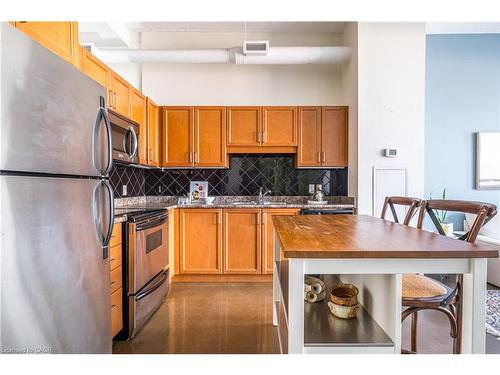 612-66 Bay Street S, Hamilton, ON - Indoor Photo Showing Kitchen With Stainless Steel Kitchen With Double Sink