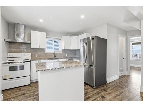 26 Bayfield Avenue, Hamilton, ON - Indoor Photo Showing Kitchen