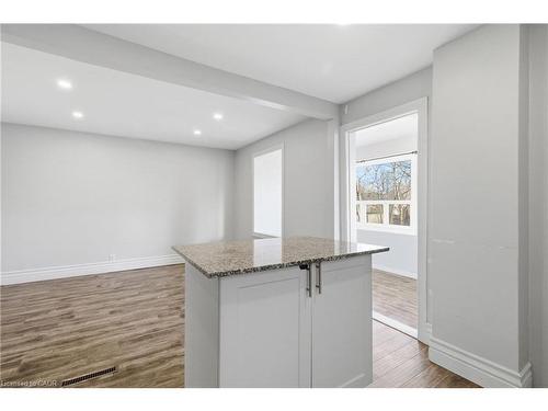 26 Bayfield Avenue, Hamilton, ON - Indoor Photo Showing Other Room