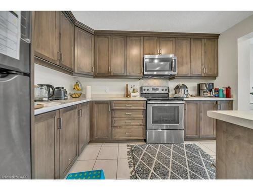 129 Templewood Drive, Kitchener, ON - Indoor Photo Showing Kitchen