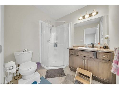 129 Templewood Drive, Kitchener, ON - Indoor Photo Showing Bathroom