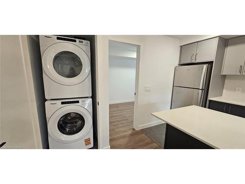 45-31 Mill Street, Kitchener, ON - Indoor Photo Showing Laundry Room