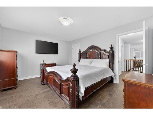 63 Chamomile Drive, Hamilton, ON - Indoor Photo Showing Bedroom