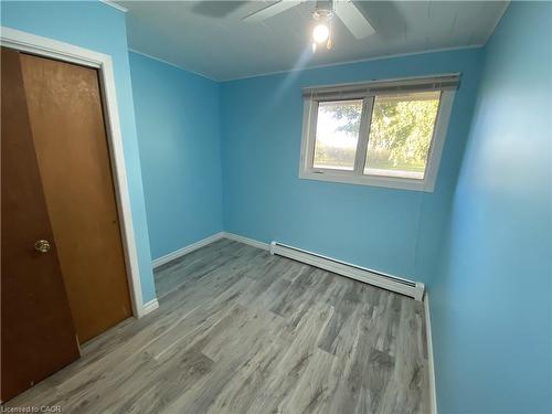 5220-5226 Greenlane Road, Beamsville, ON - Indoor Photo Showing Other Room