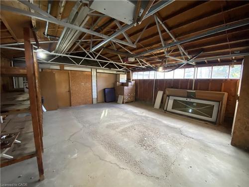 5220-5226 Greenlane Road, Beamsville, ON - Indoor Photo Showing Basement