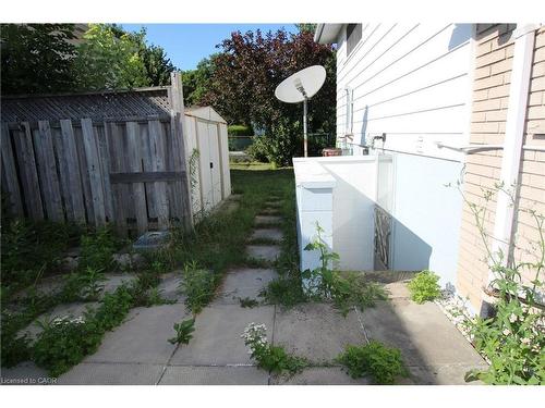 4 Purnell Drive, Hamilton, ON - Outdoor