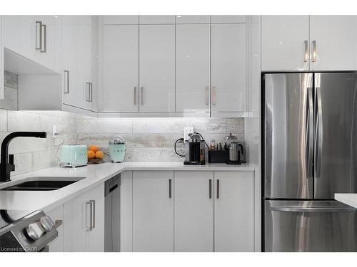 575 Mary Street, Hamilton, ON - Indoor Photo Showing Kitchen With Double Sink With Upgraded Kitchen