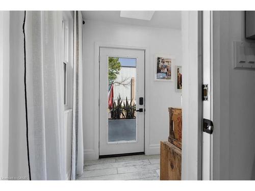 575 Mary Street, Hamilton, ON - Indoor