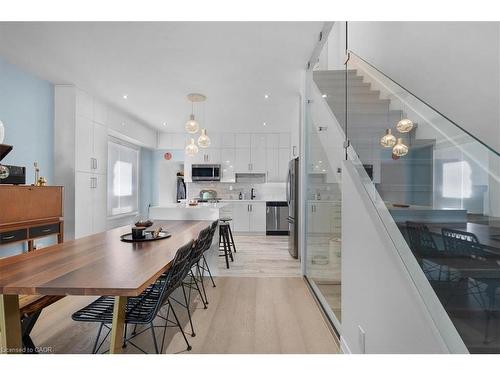 575 Mary Street, Hamilton, ON - Indoor Photo Showing Dining Room