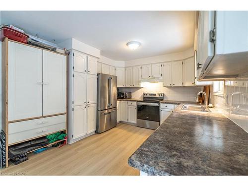 104 Henry Street, Rockwood, ON - Indoor Photo Showing Kitchen