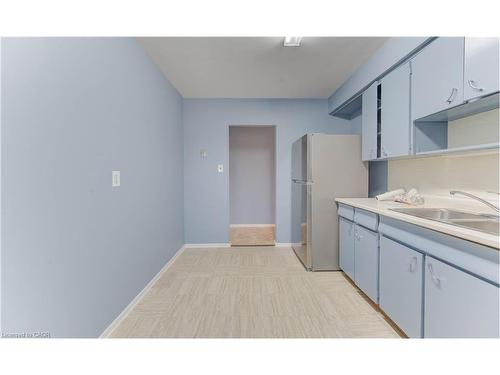 27 Margaret Avenue N, Waterloo, ON 