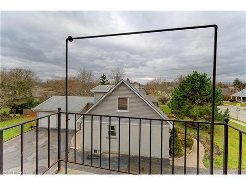 27 Margaret Avenue N, Waterloo, ON 