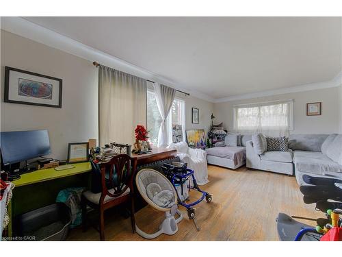 27 Margaret Avenue N, Waterloo, ON 