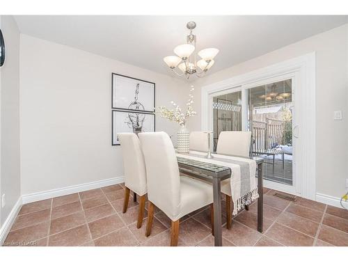17 White Owl Crescent, Brantford, ON - Indoor Photo Showing Dining Room