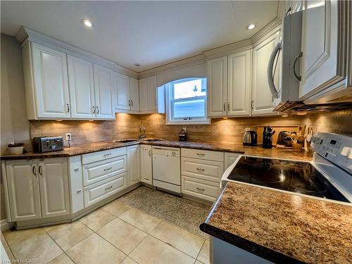 85 Dodson Street, Hamilton, ON - Indoor Photo Showing Kitchen