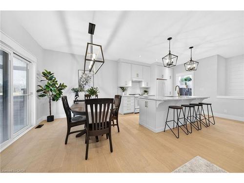 23-24 Craddock Boulevard, Jarvis, ON - Indoor Photo Showing Dining Room
