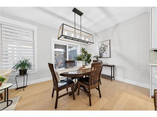 23-24 Craddock Boulevard, Jarvis, ON - Indoor Photo Showing Dining Room