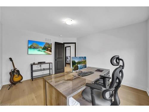 Entire House-24 Cesar Place, Ancaster, ON - Indoor Photo Showing Office