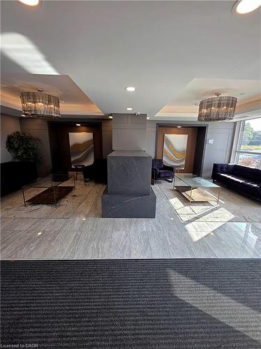 433-5055 Greenlane Road, Beamsville, ON - Indoor Photo Showing Other Room