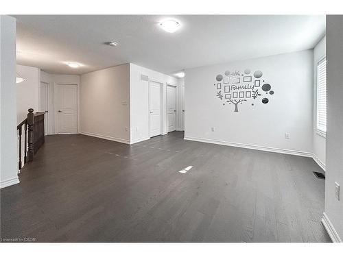 466 Blackburn Drive, Brantford, ON - Indoor Photo Showing Other Room