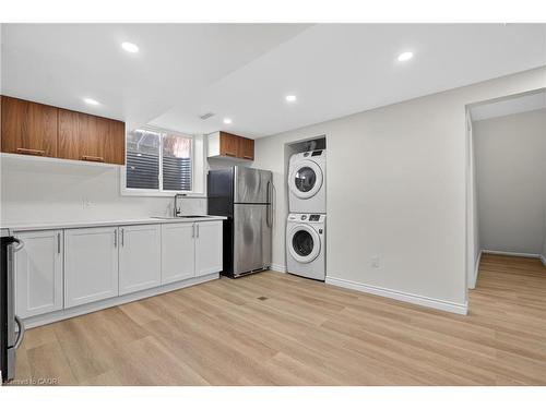120 Westheights Drive, Kitchener, ON - Indoor Photo Showing Laundry Room