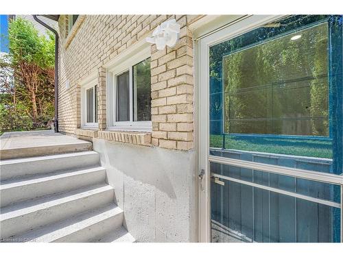 120 Westheights Drive, Kitchener, ON - Outdoor