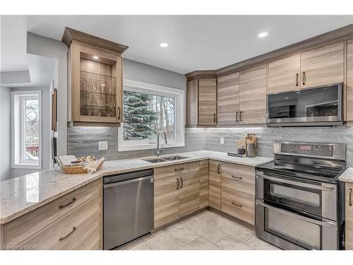 72 Hilborn Avenue, Cambridge, ON - Indoor Photo Showing Kitchen With Double Sink