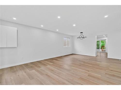 120 Westheights Drive, Kitchener, ON - Indoor Photo Showing Other Room