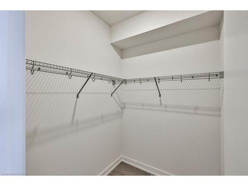 1222-212 King William Street, Hamilton, ON - Indoor With Storage