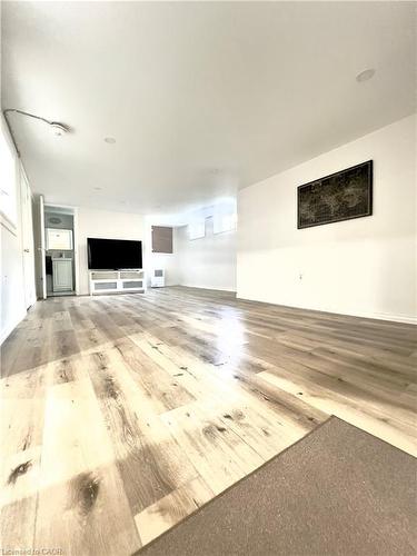 99 Brucedale Avenue E, Hamilton, ON - Indoor