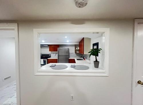 99 Brucedale Avenue E, Hamilton, ON - Indoor