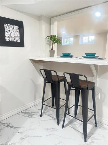 99 Brucedale Avenue E, Hamilton, ON - Indoor Photo Showing Other Room