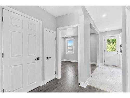 146 Craigroyston Road, Hamilton, ON - Indoor Photo Showing Other Room