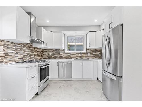 146 Craigroyston Road, Hamilton, ON - Indoor Photo Showing Kitchen With Upgraded Kitchen